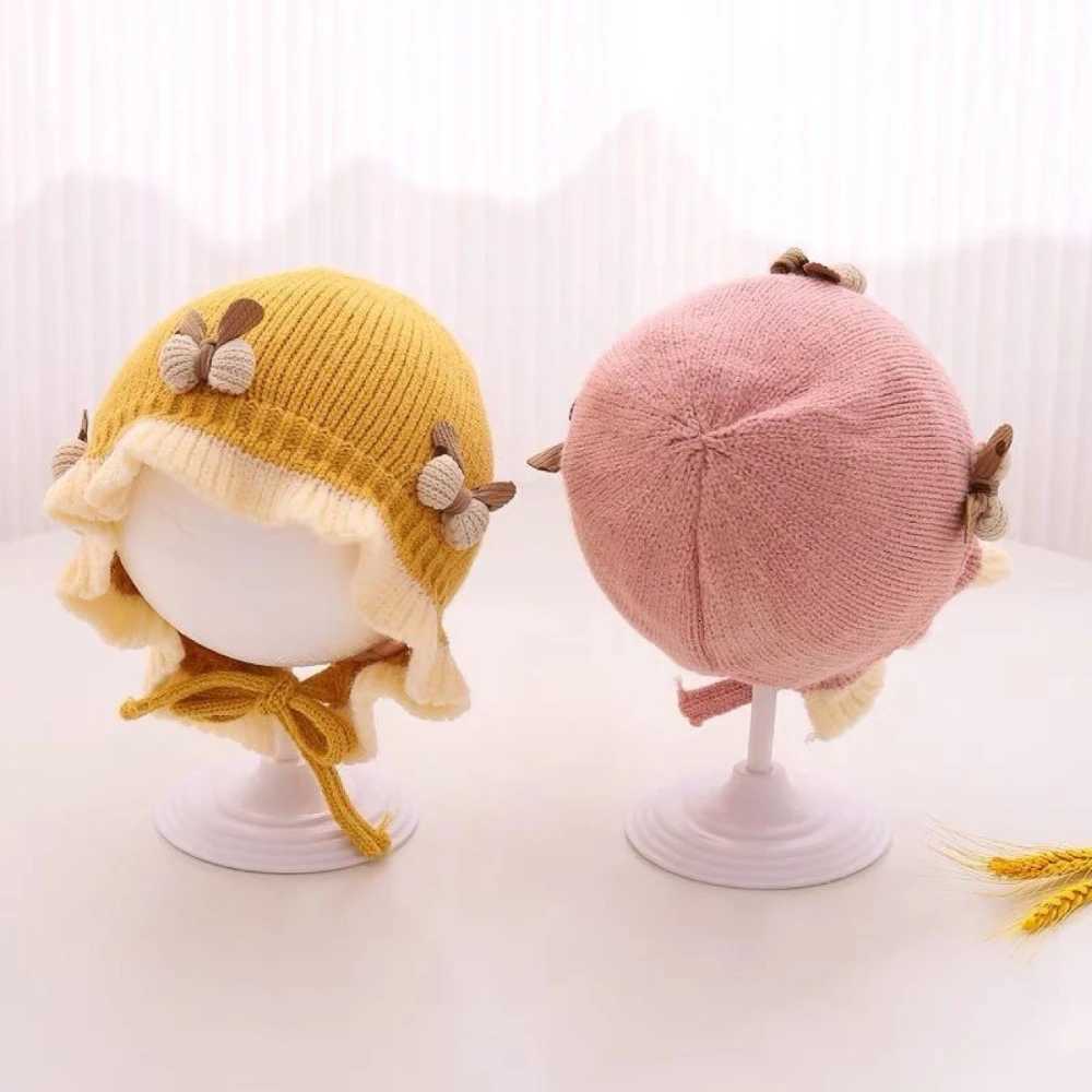 New Fall Winter Knitted Hats Soft Warm Baby Hat with Earmuff Adjustable Floral Faux Wool Hat Fall Winter Baby Accessories MINISO251028