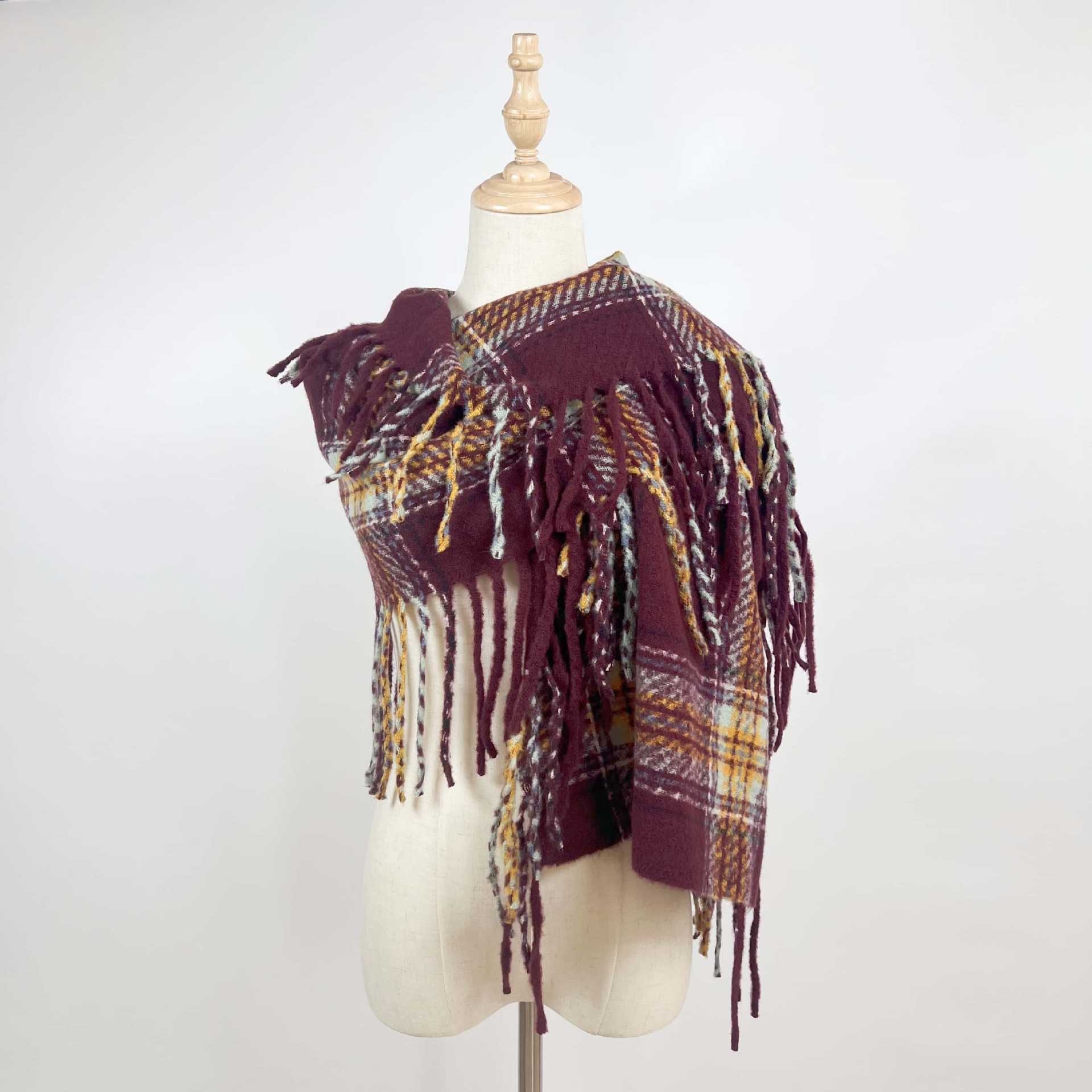 New Plaid Circle Scarf Female Imitation Cashwool Atmosphere Feeling All Kinds Of Tassel Scarf Casual Scarf 2025s hot