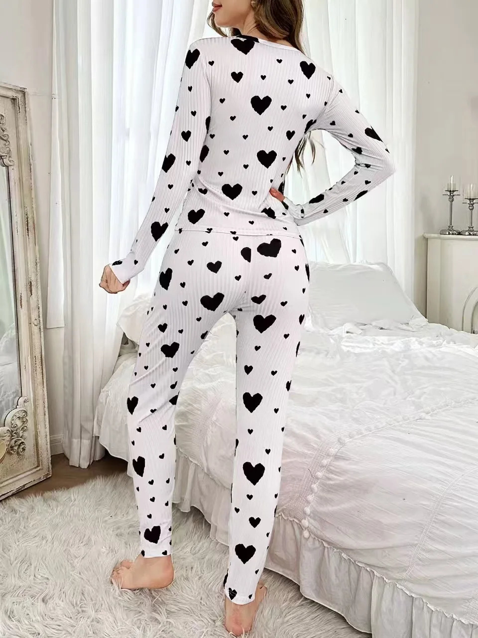 Womens Autumn Winter Pyjama Set Heart Print Long Sleeve Tshirt and Pants Loungewear Female Sleepwear 251029