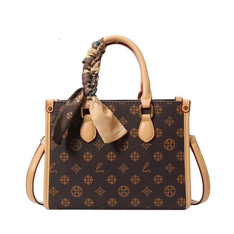 2025 New Tote Bag for Women Multiway Shoulder Crossbody Purse Luxury Fashion Handbag for Daily Commute Travel W251029