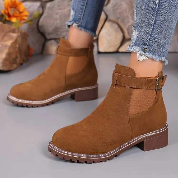 Womens Shoes High Quality Belt Buckle Womens Boots Fashion Plus Size Modern Boots Women Hot Sale Round Toe Naked Boots Z251029