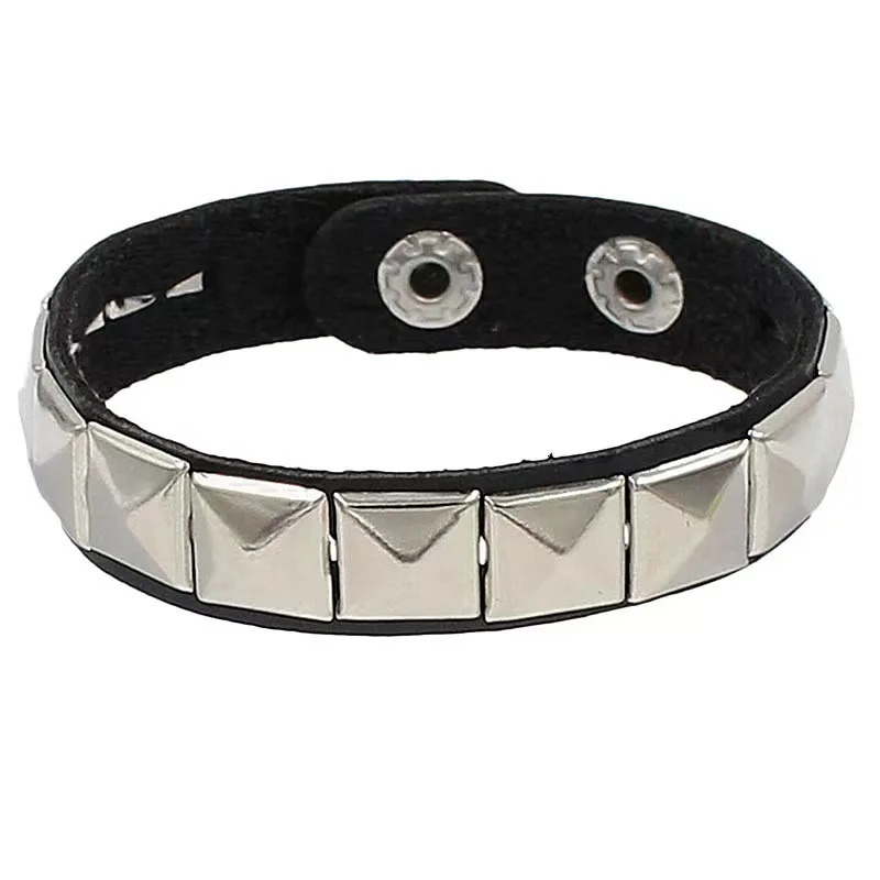 Fashion Star Skull Spike Bracelet Punk Rock Heart Bracelet Black Studded Pu Leather Bracelet for Men Women Man Jewelry Gift 251028