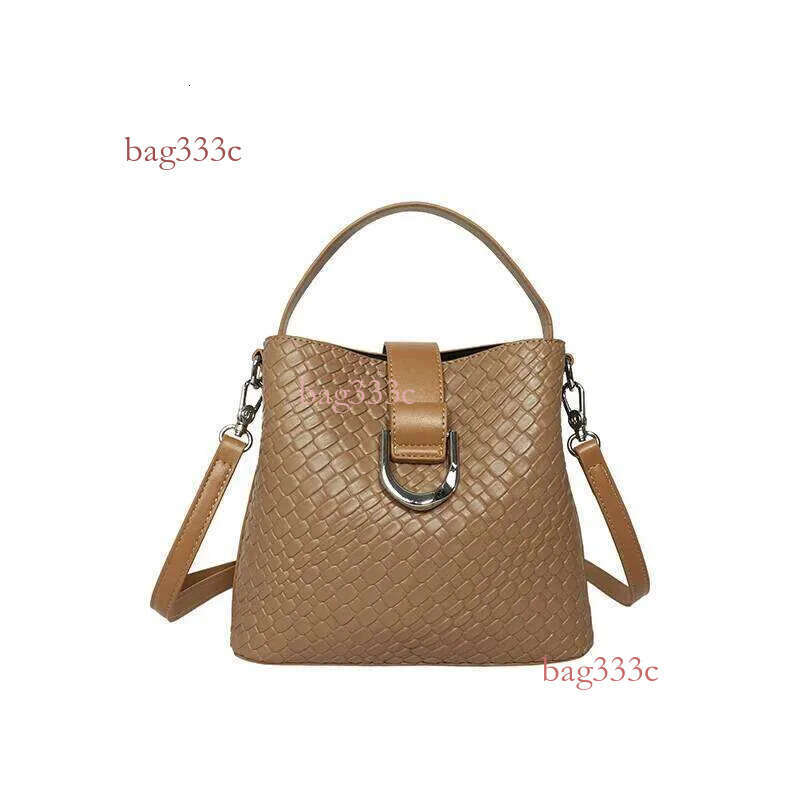 Lanjia- Design Handbag Fashionable Women Chain Strap Shoulder Elegant Vintage Zipper Crossbody Large Woven Capacity Bucket Bag 97442
