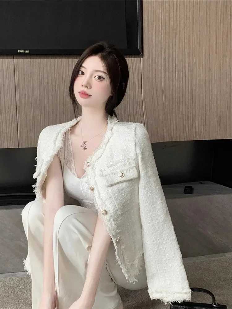 Elegant French Style Tweed Jacket For Women 2024 Spring Autumn New Long Sleeve Cropped Top Crew Neck Outer Wear1 Y251105