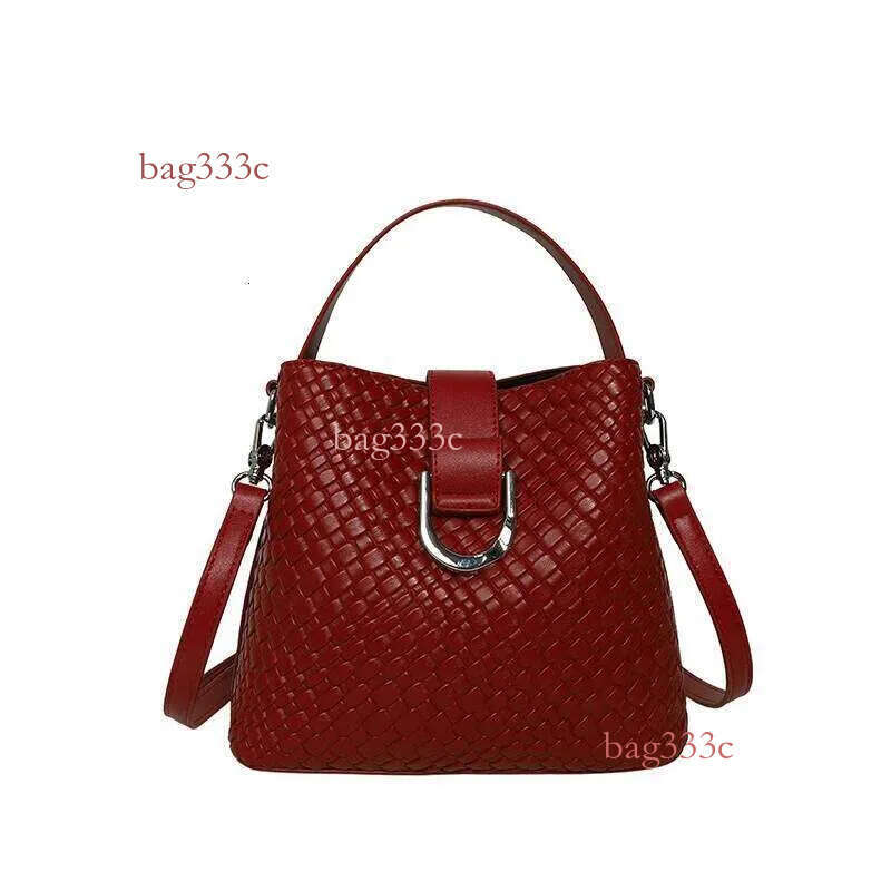 Lanjia- Design Handbag Fashionable Women Chain Strap Shoulder Elegant Vintage Zipper Crossbody Large Woven Capacity Bucket Bag 97442
