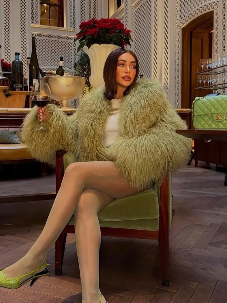Elegant Green Faux Fur Short Jacket Women Chic Long Sleeve Loose Cardigan Jackets Lady Winter Daily Vacation Street Outwear 251028