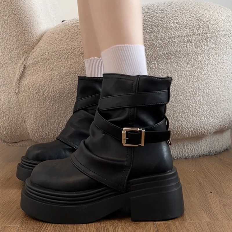 Vintage Platform Height Increase Women Ankle Boots Fashion Belt Buckle Thick Sole Shoes Autumn Winter Ladies Modern Short Botas Z251029