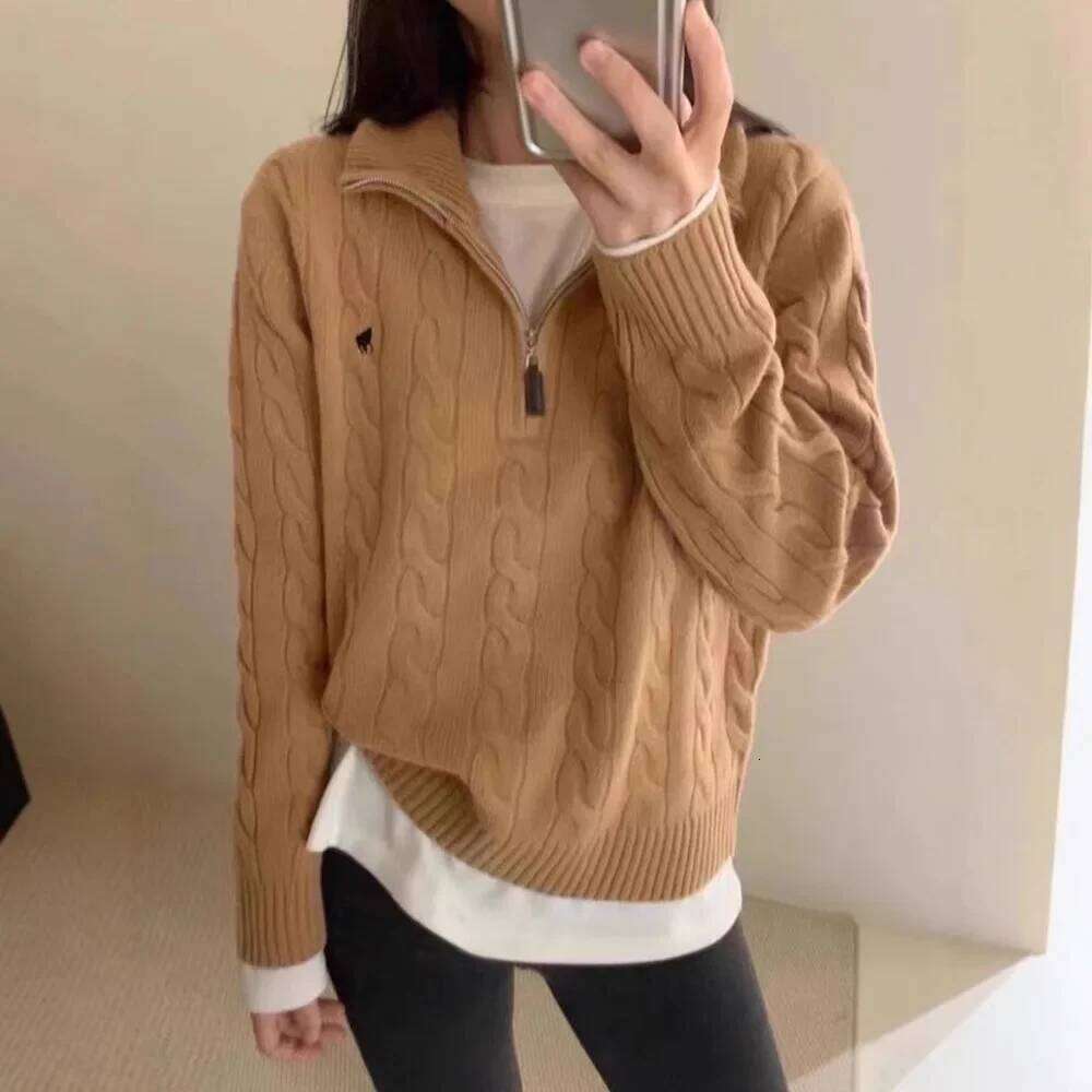 Design Sensation Audience Knitted Half Zipper Twist Soft Versatile Autumn Winter Small Size Cozy Sweater Designer Sweater Women Bear Sweater