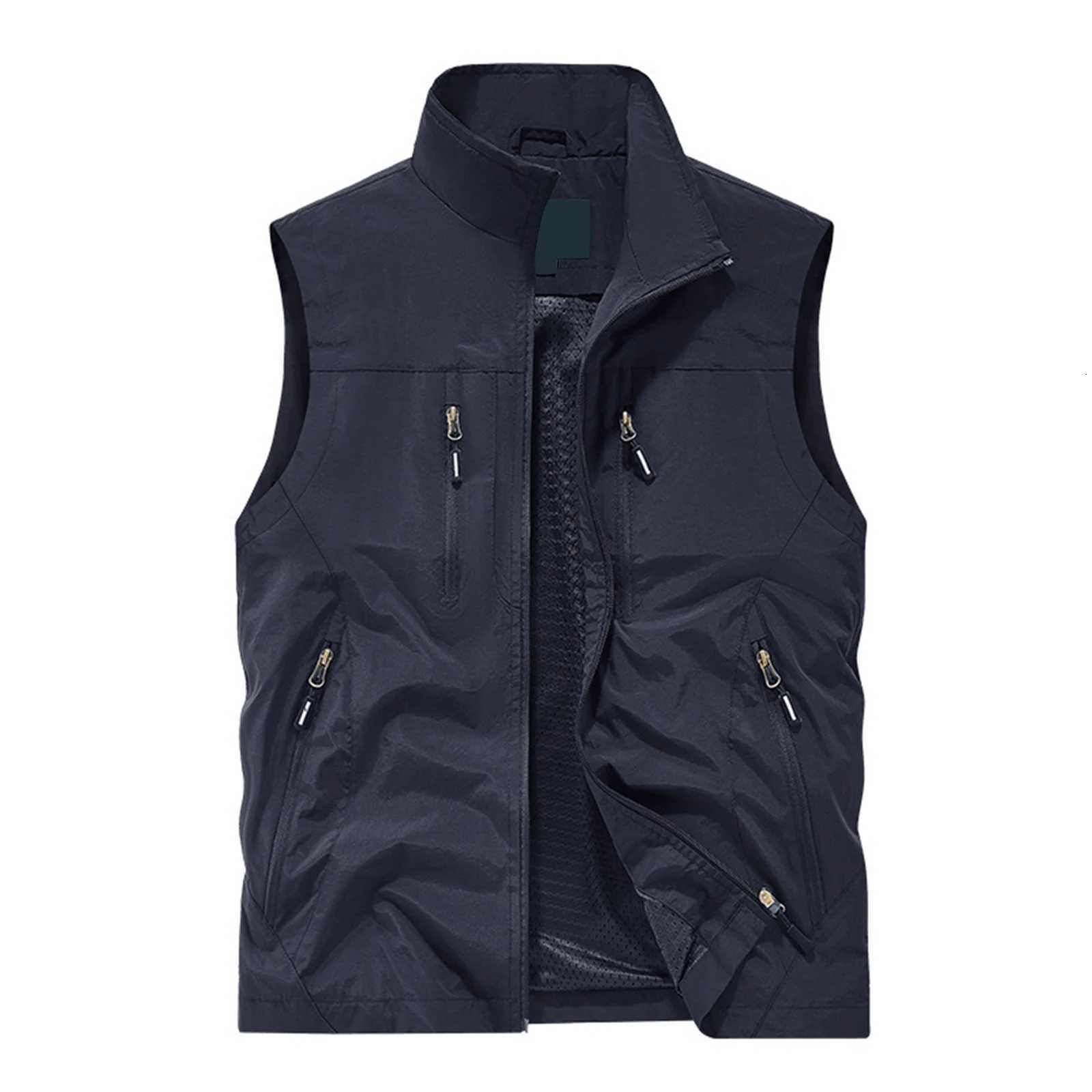 MenS Sports Solid Color Outdoor Multi Pocket Loose Vest Casual Sleeveless Jacket Vest Suitable For Daily Wear W251029
