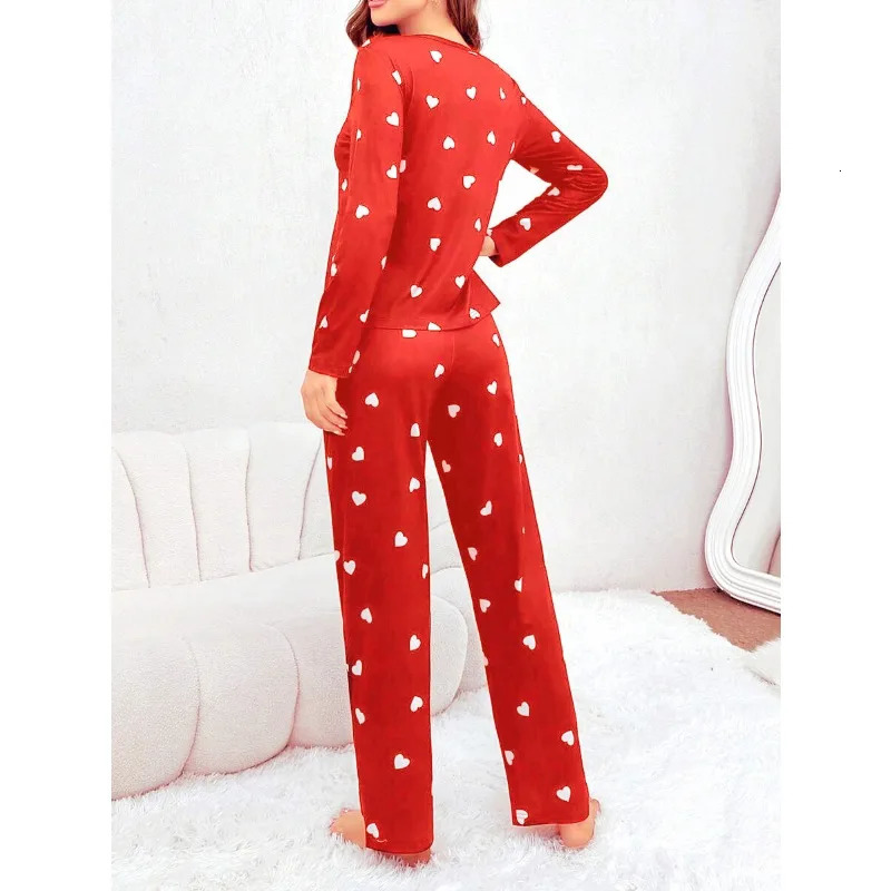 Womens Pajamas Casual Love Print Round Neck Long Sleeve Pants Fall and Winter Comfortable Set Girl Sleepwear Homewear 251029