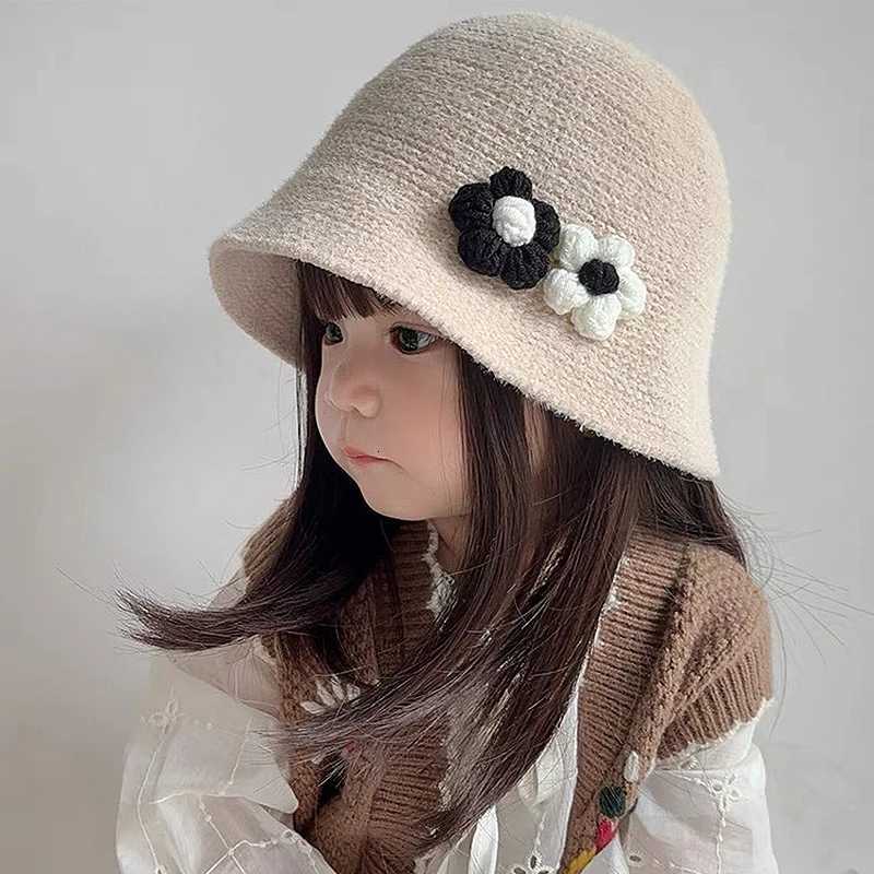 Winter Children Woolen Fisherman Hat Cute Knitted Flower Basin Cap 26year Baby Girl Outdoor Sun Visors Solid Warm Bowl Hats 251028