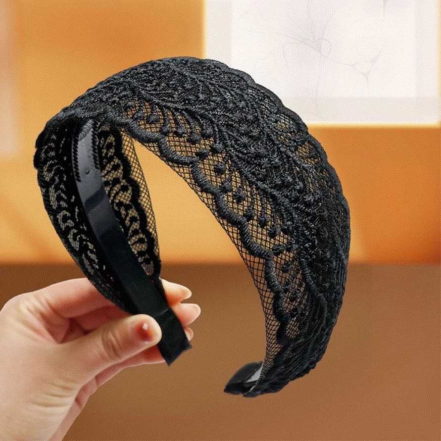 Korean New Vintage Lace Flower Hair Hoop Sweet Headband Temperament Wide Side Hairbands Girls Women Hollow Non Slip HeadwearW251028