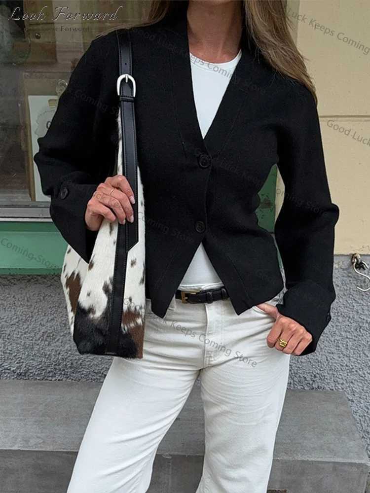 Solid Button Vneck Cardigan Women Casual Single Breasted Long Sleeves Slim Short Sweater 2025 Autumn Fashion Office Lady TopsT251028