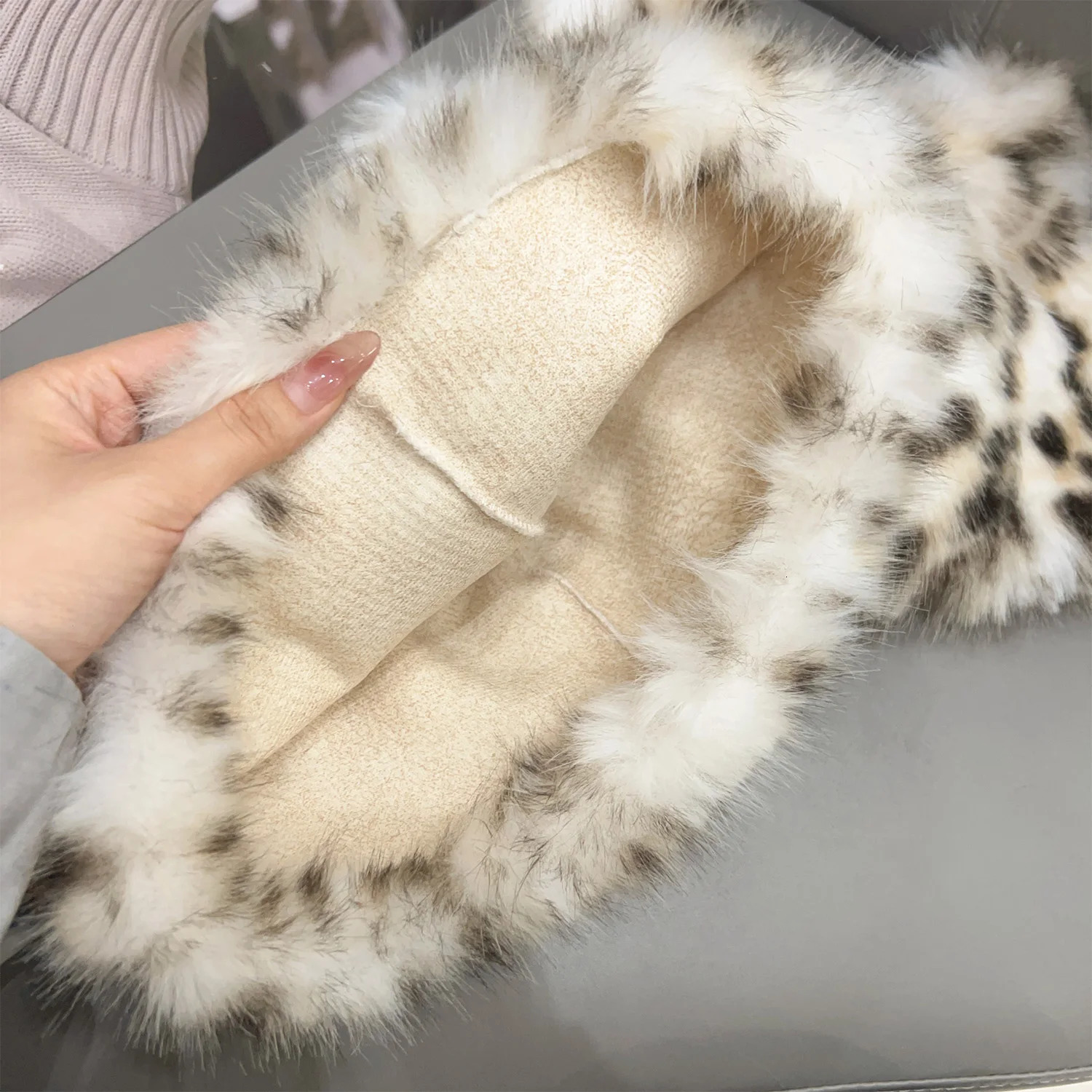 Fur Bucket Hats Women Plush Leopard Print Teddy Bear Hat Thick Autumn Winter Lady Fashion Fisherman Cap Ear Protection 251013