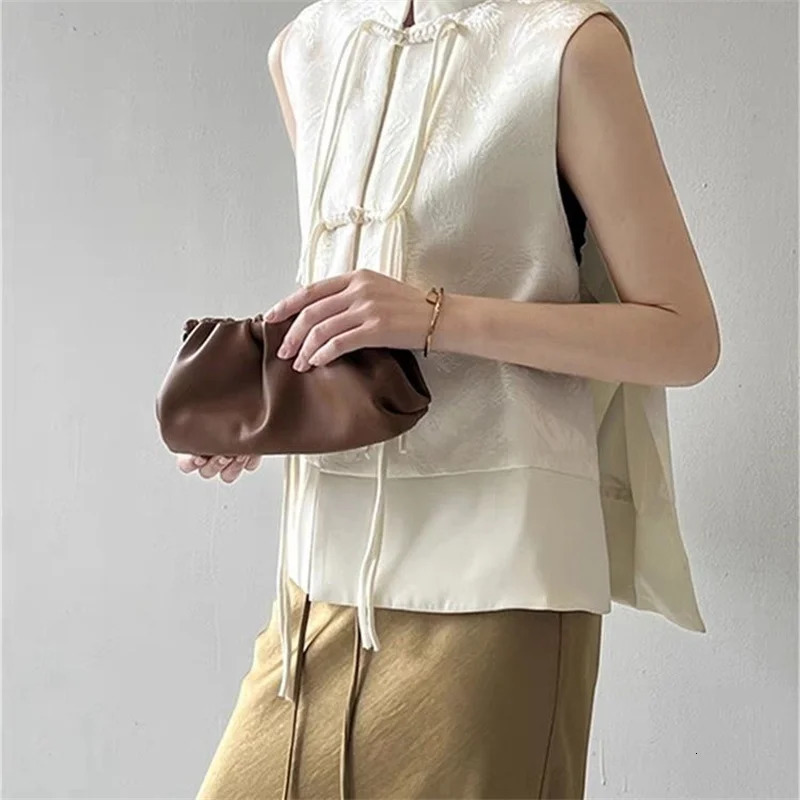 Chinese Plate Button Vest Jacket 2025 Spring Jacquard Stand Collar Sleeveless Waistcoat Retro Women Cheongsam Tops 251029