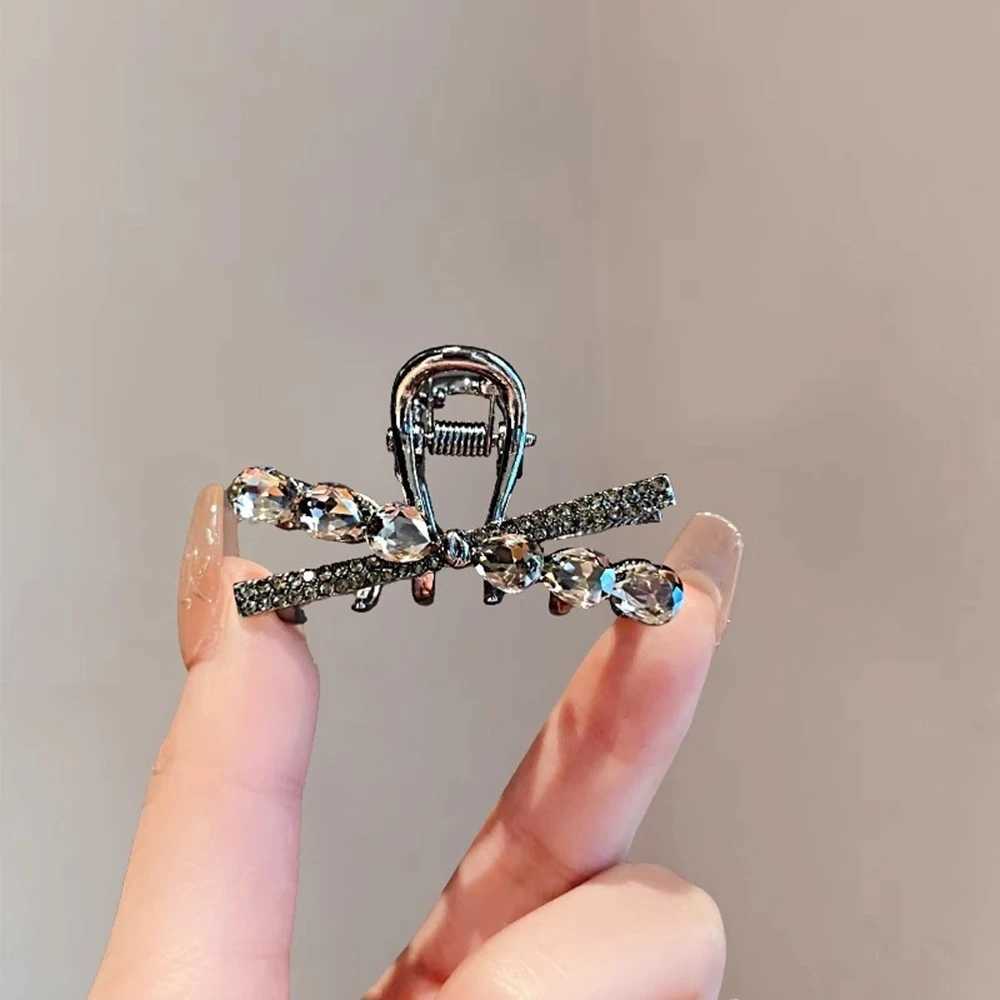 New Fashion Hair Claw Shining Rhinestone Ponytail Clip Hairpin For Girl Women Hair Accessories Jewelry DecorationW251028
