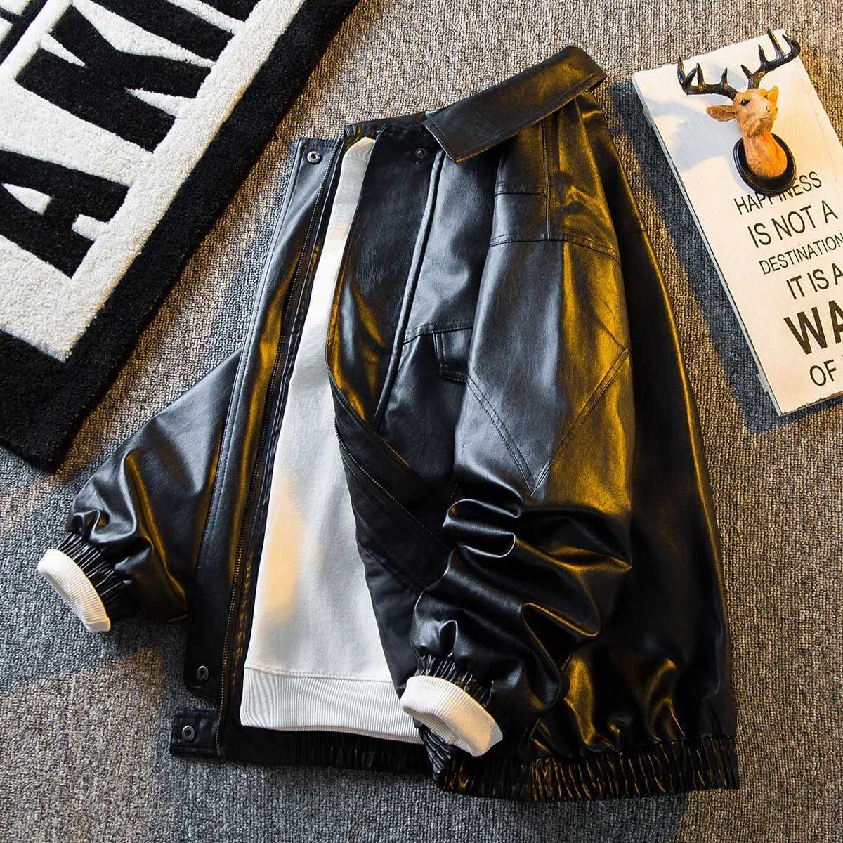Spring and Autumn New Fashion Trend Retro Solid Color PU Leather Jacket Mens Casual Loose Sports Motorcycle Large Size CoatT251029