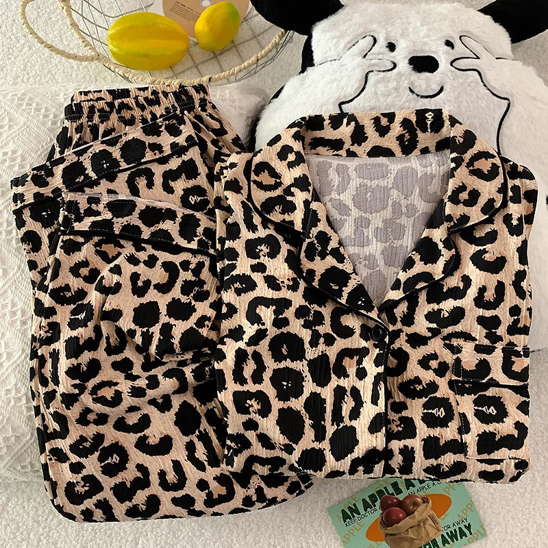 Spring and Autumn Womens Light y Pure Desire Leopard Print Pajamas Girls High Quality Wrinkled Fabric Homewear Set 251029