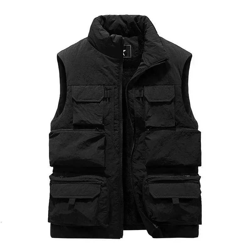 Mens New Keep Warm Fleece Work Sleeveless Jacket Slim Fit Windbreaker Fashion Many Pocket Jacket Men Winter Sleeveless Jackets W251029