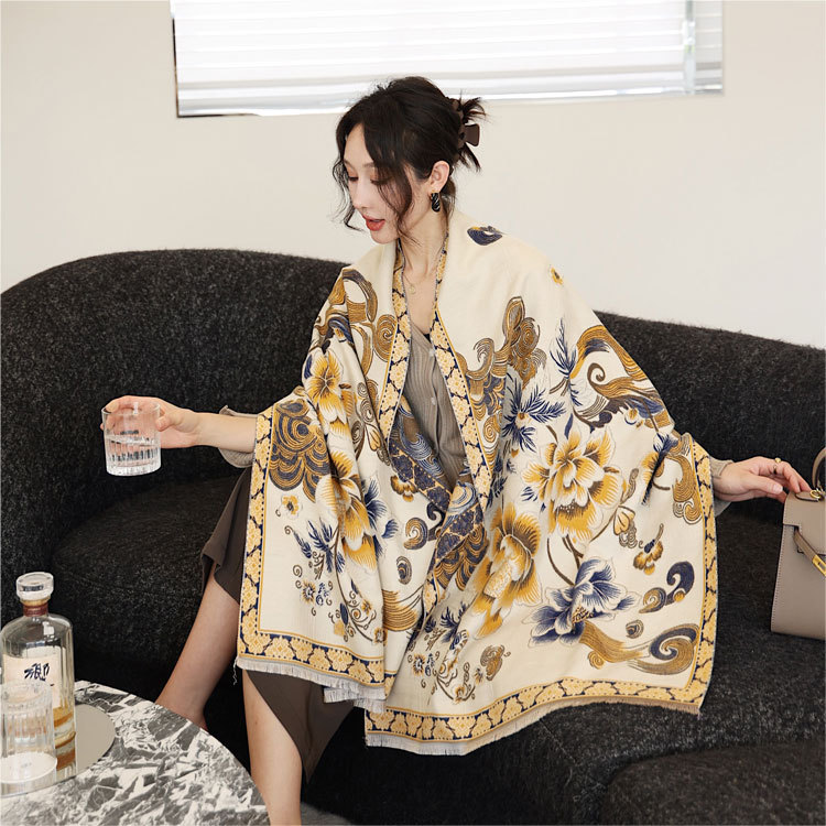 Vintage Floral Design Charm Scarf Imitation Cashmere Shawl Autumn And Winter Warm Scarf Artistic And Versatile Scarf Accessory Boutique Gift