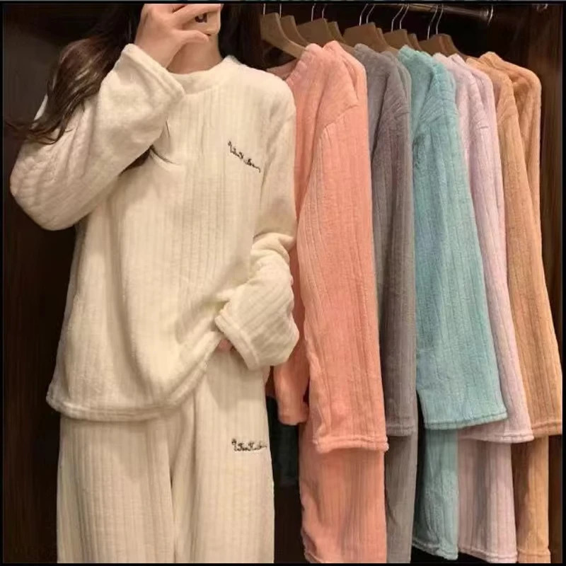 Winter Womens Pajamas Homewear Suit Womens Fall and Winter Warm Clothes Coral Velvet Leisure Pajamas Padded Homewear 251029