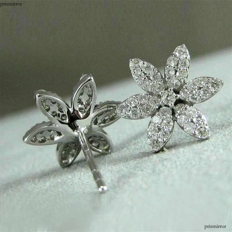 2024 Simple Fashion Stud Earrings Sterling Sier Pave White 5A Cubic Zircon CZ Dia Gemstones Party Dinner Women Snow Flower Earring Gift