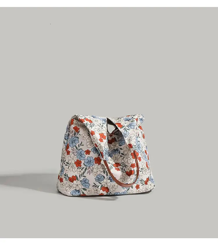 Floral Canvas Shoulder Bag Hong Kong Style Handheld Underarm Bag Large Capacity Tote Bag 251029
