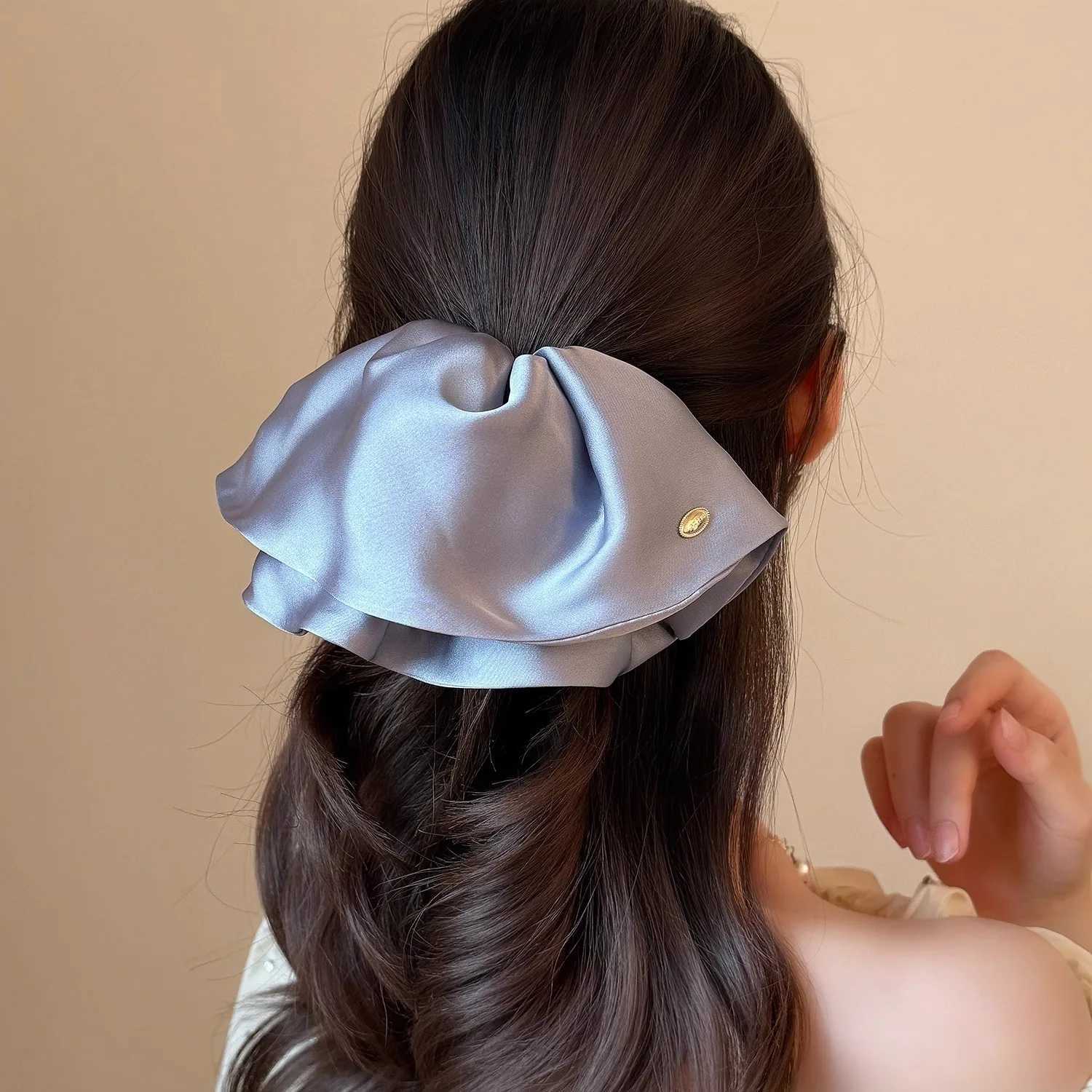 Satin Large Bow 4CM Hair Claw Clips Ponytail Holder Women Girls Hair Barrettes Clamps Hairpins Hair Accessories FashionW251028