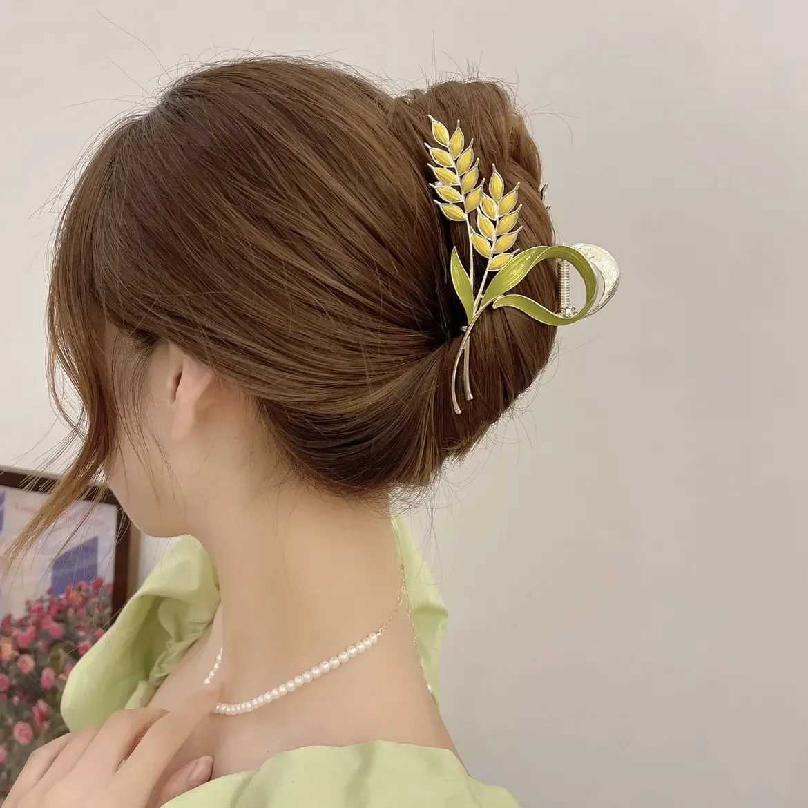 Korean Wheat Ears Hair Claws Hairpins For Women Fashion Clip Metal Crab Headwear Hair Accessories Wedding Birthday GiftW251028