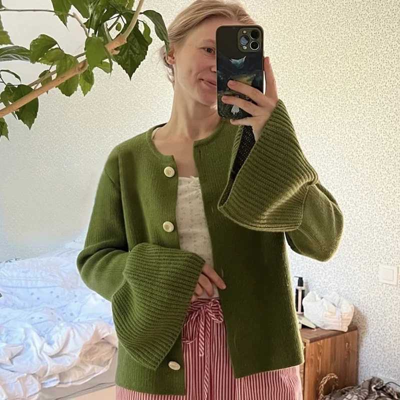 Talenza Autumn Casual Cardigan New Solid Bell Sleeve Loose Button Knitted Jacket Retro Streetwear Women Knitted Sweater OutfitsT251028