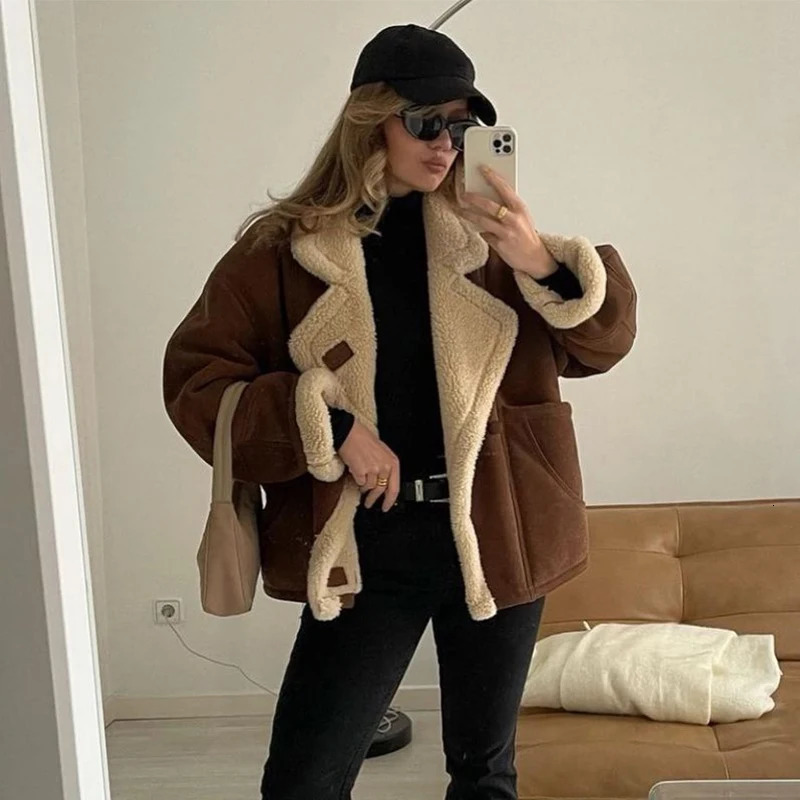 Vintage Faux Leather Warm Coat Thick Fluffy Splicing Big Lapel Coats Female Long Sleeve Outerwear Winter Lady Street Jackets 251029