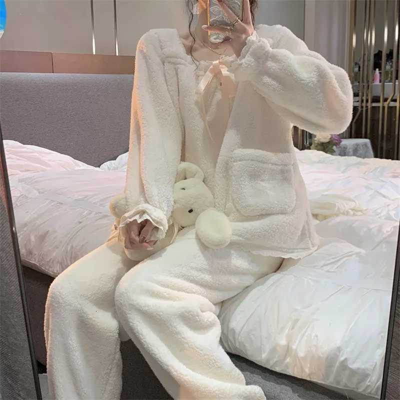 Thickening Warm Womens Nightwear Nightdress Sweet Princess Style Flannel Pajamas Ladies Winter Loose Student LoungewearT251029