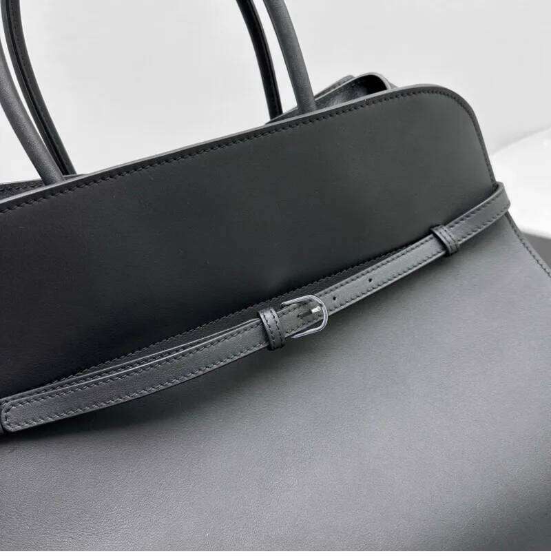 Tote Capacity Commuter Bag Cowhide Niche Shoulder Handbag Large Soft 2025