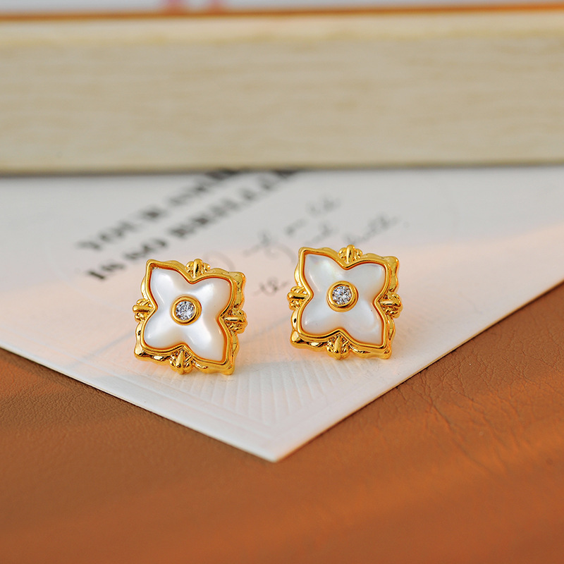 Earrings for women S925 Silver Needle Unique Light Luxury Advanced Geometric Shell Earrings free shipping birthday gift Luxury earrings diamond earrin