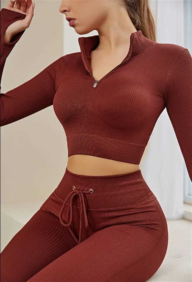 Seamless fitness yoga suit set sweat absorbing hip lifting high waisted yoga pants womens tight fitting long sleeved sportsXJ251029