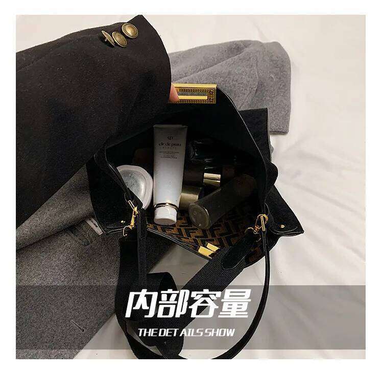 Designer Lock PU Leather and Faux Suede Patchwork Women's Handbag Retro Crossbody Bag Bucket Tote 2024 Winter New Trendy Practical Armpit Bag