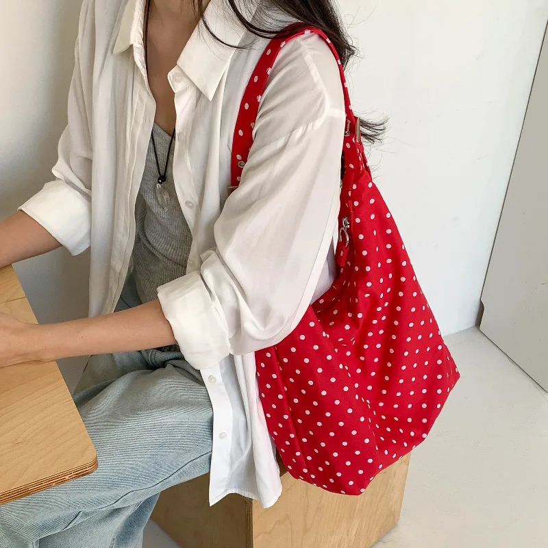 Fashion Polka Dot Tote Bag Casual Commuting Cotton Fabric Women Shoulder Bag Versatile Large Capacity Dot Bucket Bag 251029