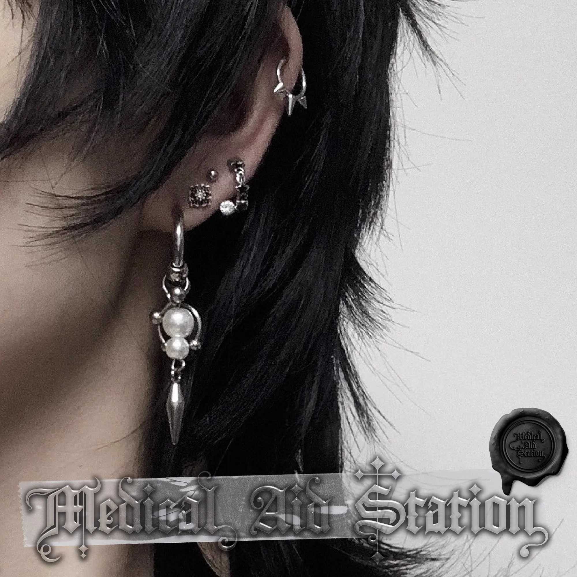 Y2K Spike Rivet Ball Pearl Hoop Earrings for Women Stainless Steel Punk Pointed Drop Earrings Gothic Jewelry AccessoriesW251029