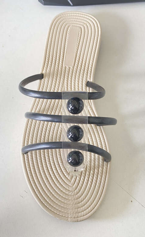 35-43 Plus Size 2025 New Pearl Toe Clip for Women Designer Shoe Fashion Trend Ladies Sandals Beach Slippers Large Size