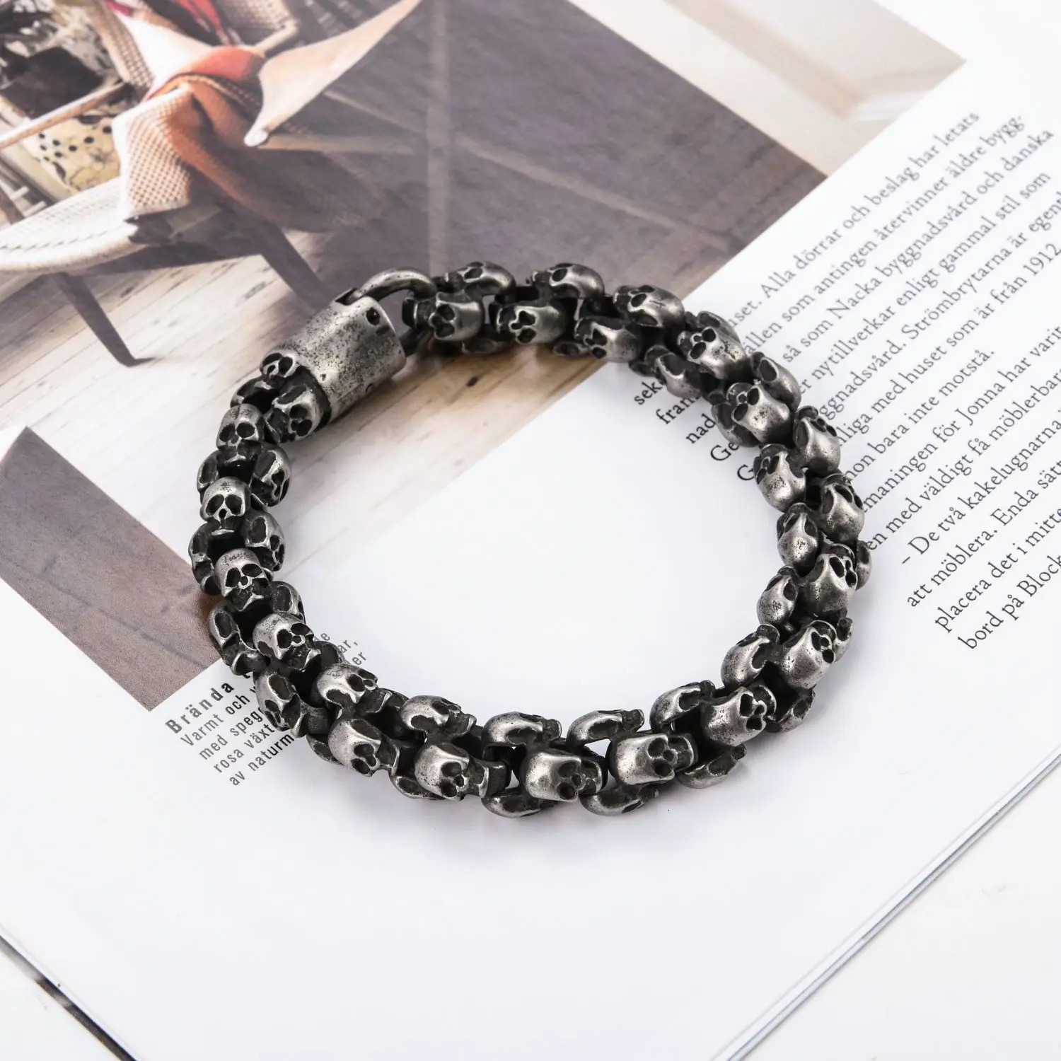 Punk Skull Bracelets Men Stainless Steel Shiny Matte Skull Charm Link Chain Brecelets Male Gothic Jewelry 251028