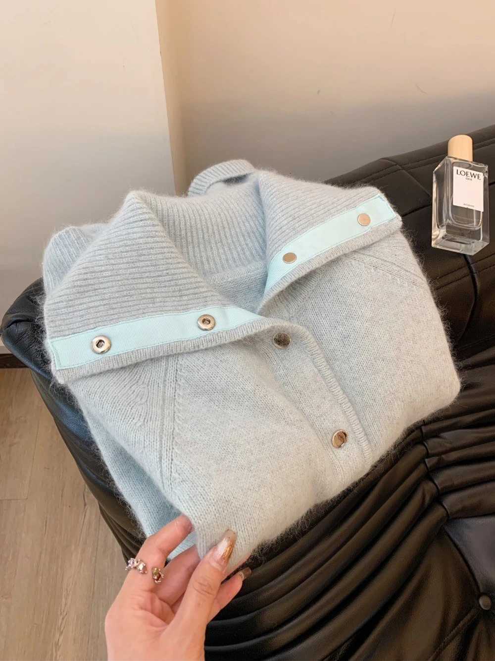 Womens Sweater Cardigan Autumn Winter New Soft Knitted Top Korean Fashion Lapel Singlebreasted Loose Warm SweatersT251028