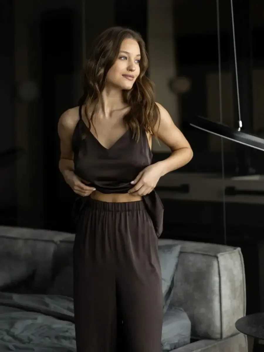 Blubelle Simulated Silk Suspender Pants Pajama Set Summer New Womens Sleeveless Nightgown Chic Comfortable Home ClothingT251029