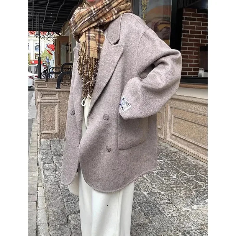 Korea Woolen Long Jackets Coats Tops Winter Laper Double Breasted Abrigos Casual Chaquetas Overcoat Classic Women Warm Casacos 251028
