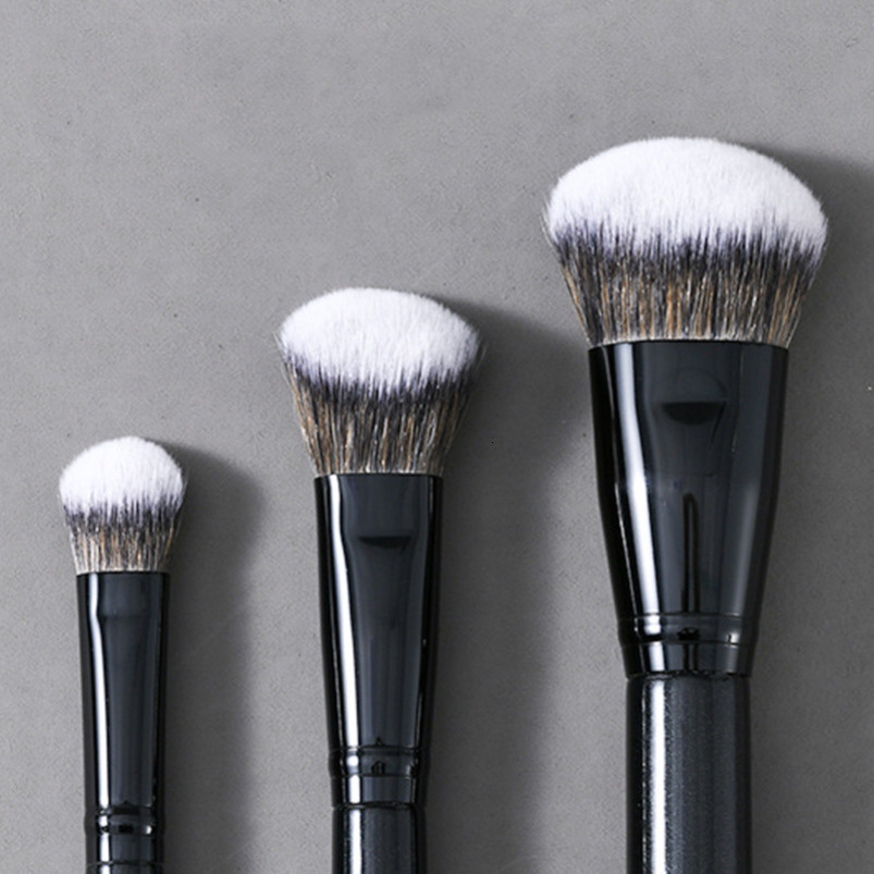 professional angled foundation brush ideal precision application of concealers and highlights perfect angle foundation brush