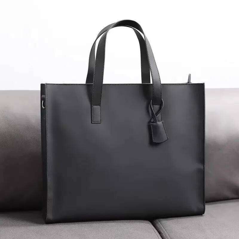 Hot Selling New Men's Handbag With Strap Crossbody Bag PU Leather Shoulder Business Laptop Bags Briefcase Totes Satchels Designer Bags Free Labub
