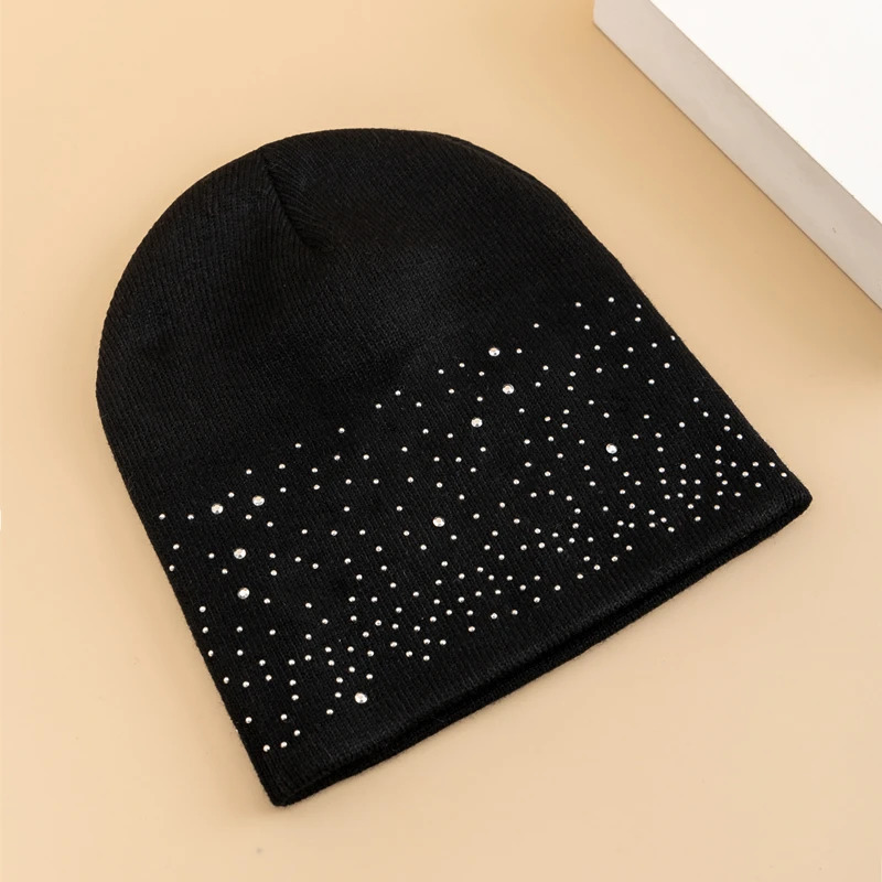 Women Casual Winter Fall Hat Stylish Shiny Rhinestone Decor Womens Beanie Outdoor Streetwear Knitted Hat 251029