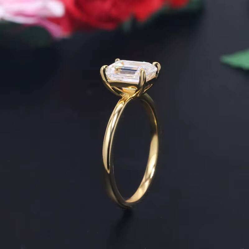 Yingma Jewelry 925 Sterling Silver 14K18K Yellow Gold 6x8 mm Two Carats Emerald Cut Moissanite Ring