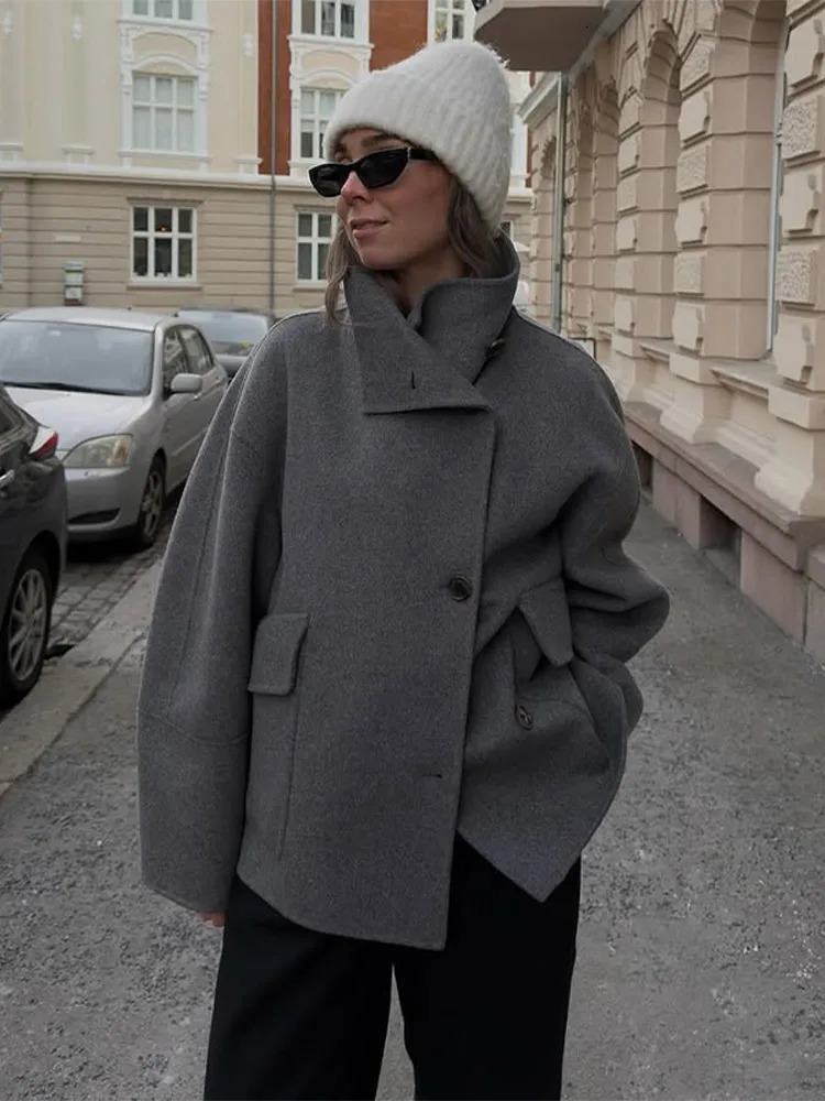 Elegant Solid Coats For Women Turtleneck Full Sleeve Single Breasted Big Pocket Jackets Autumn Female High Street Outerwear 251028
