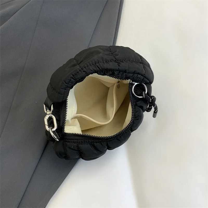 Puffer Handbag for Wen Solid Color daily casual Underarm Shoder Bag ladies D251029