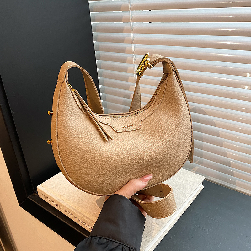 dumpling-shaped women's bag. 2025 new model. Retro and fashionable. Commuting shoulder bag. Single-shoulder bag with armpit strap. Women's c